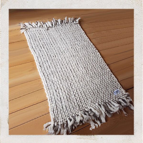 Hunter Hills hand-woven wool rug